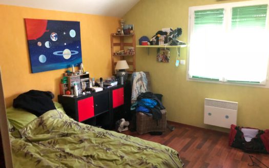 EXCLUSIVITÉ – AIX LES BAINS Proche lac et grand port, au calme, villa 187m²