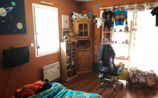 EXCLUSIVITÉ – AIX LES BAINS Proche lac et grand port, au calme, villa 187m²