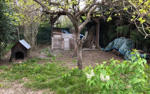 Aix hauteurs petite maison avec jardin