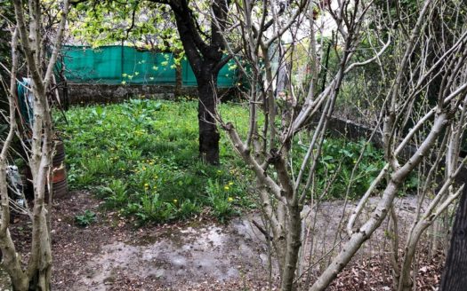 Aix hauteurs petite maison avec jardin