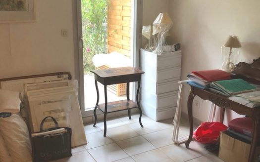 Unique superbe T2 rez de jardin clos plein sud au calme