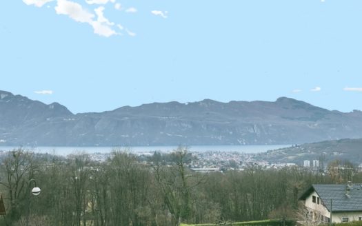 Hauteurs d’Aix les Bains Superbe villa vue lac
