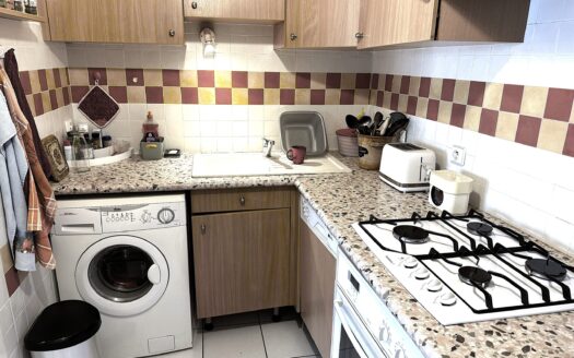 Beau T3/4 au calme avec terrasse et vue