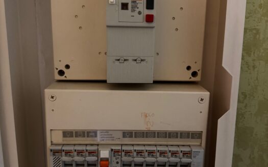 Beau T3/4 au calme avec terrasse et vue