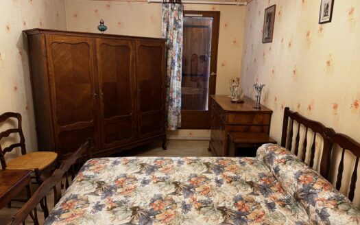 Beau T3/4 au calme avec terrasse et vue