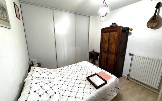 Beau T3/4 au calme avec terrasse et vue