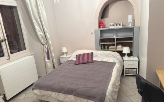 AIX CENTRE Exceptionnel T3 lumineux de 112m²