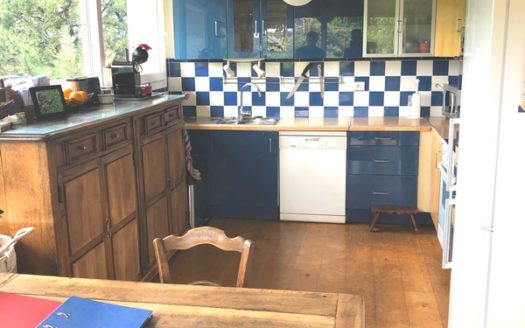 Hauteurs d’AIX au calme Villa avec piscine